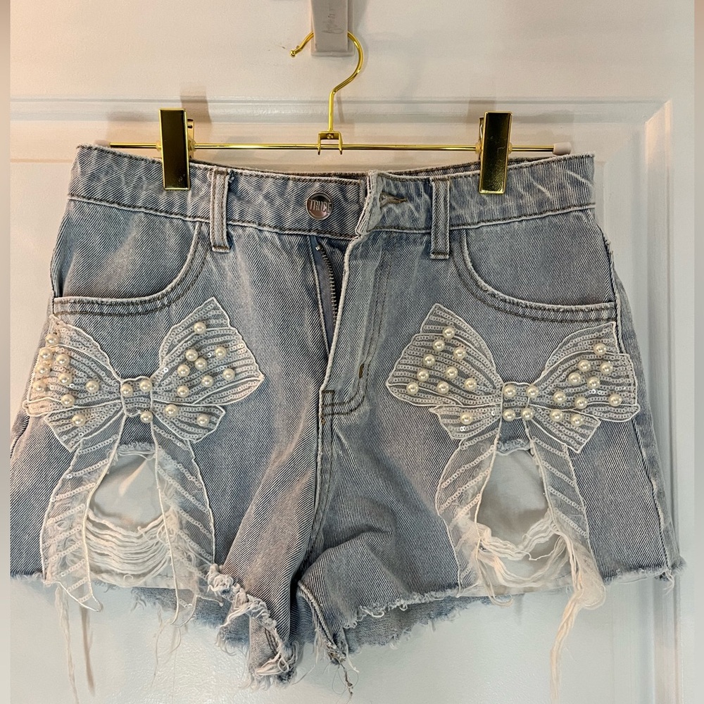 Truce Girls Rhinestone-Embellished/Faux-Pearl-Trimmed Pocket Denim Shorts